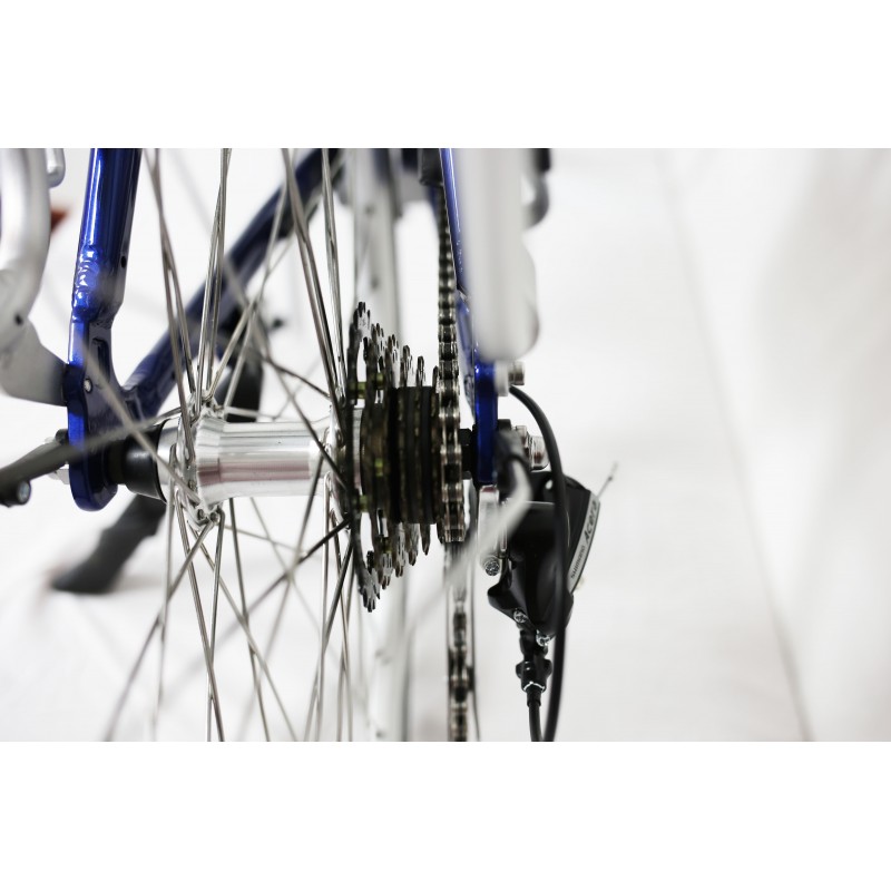 AC-Emotion Touring 28'' (vélo électrique à moteur pédalier)