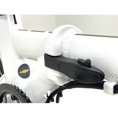 Cycle Denis Mini Fold - Vélo électrique super léger et compact, à pliage rapide et sûr. Disponible chez AC-Emotion.